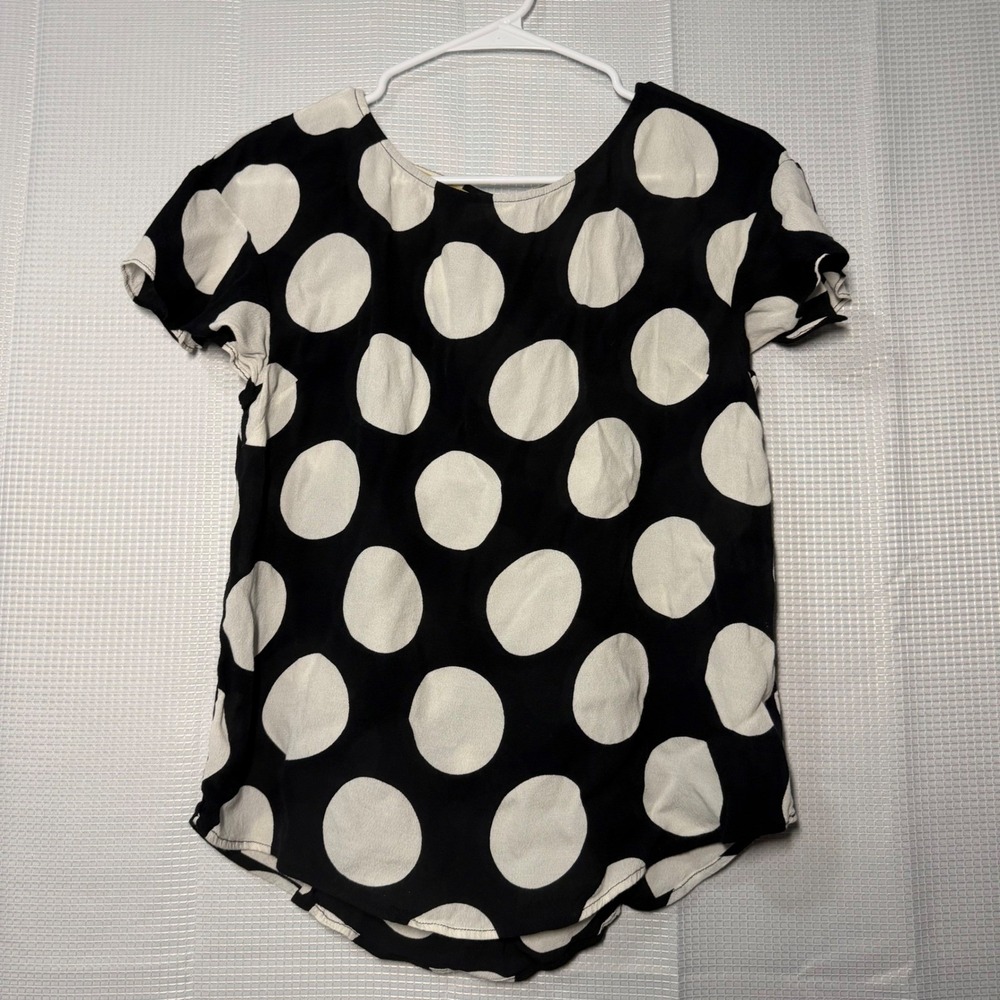 Maeve Anthropologie‎ Blouse 8 Black White Large Polka Dot Short Sleeve Viscose